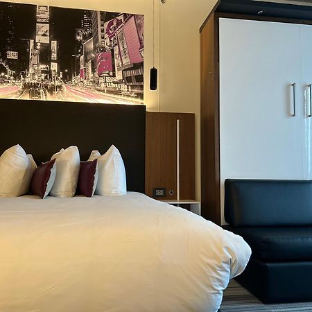 Grand Hotel Times Blainville-Mirabel ภายนอก รูปภาพ