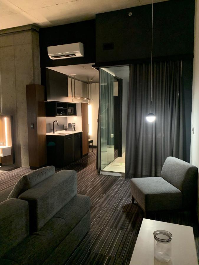 Grand Hotel Times Blainville-Mirabel ภายนอก รูปภาพ