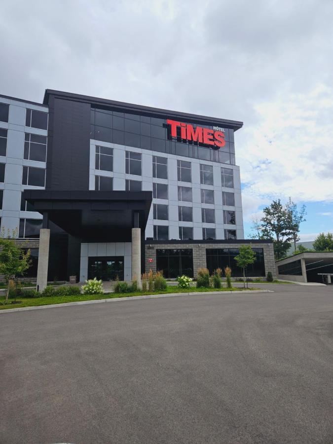 Grand Hotel Times Blainville-Mirabel ภายนอก รูปภาพ