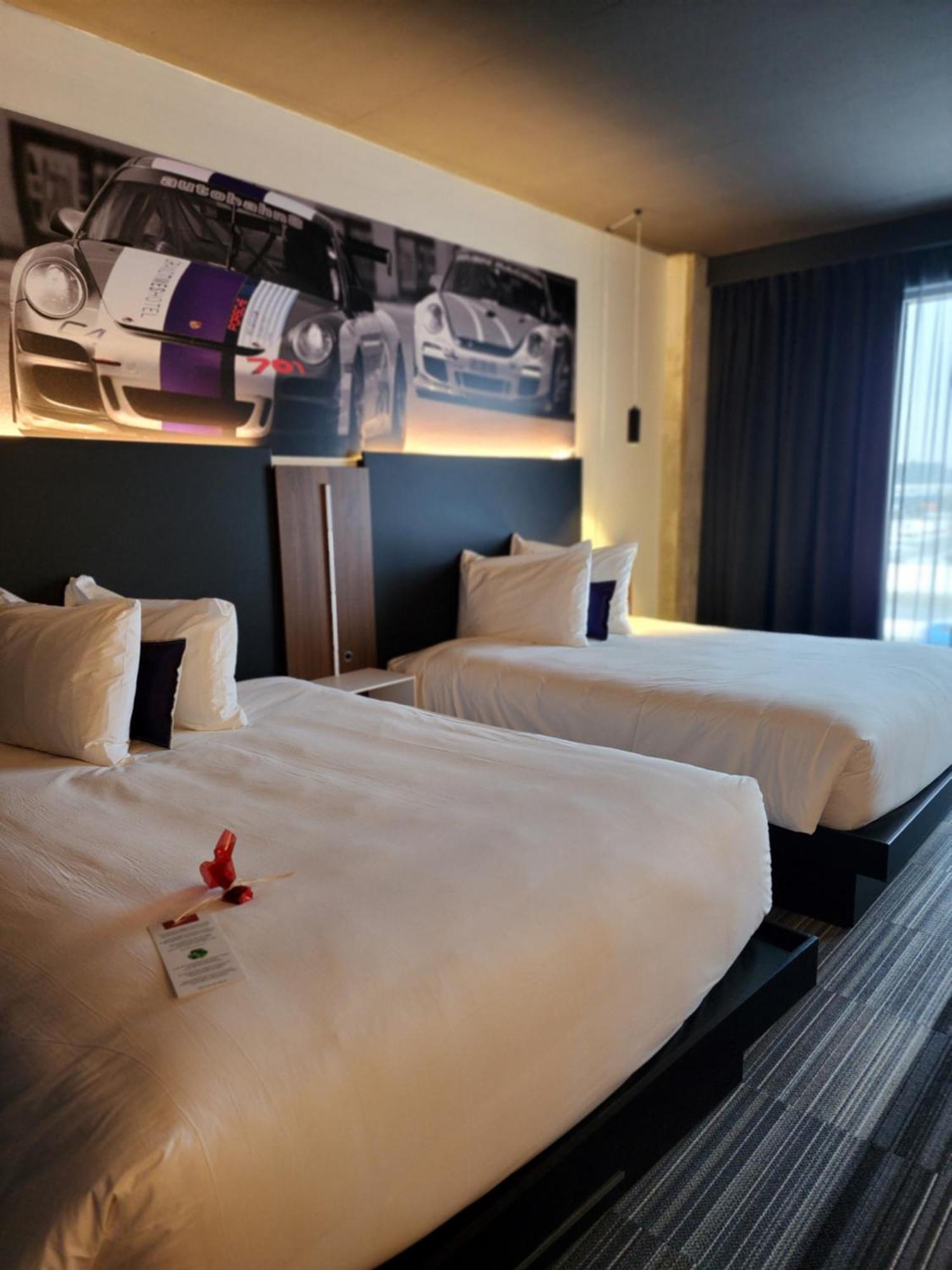 Grand Hotel Times Blainville-Mirabel ภายนอก รูปภาพ