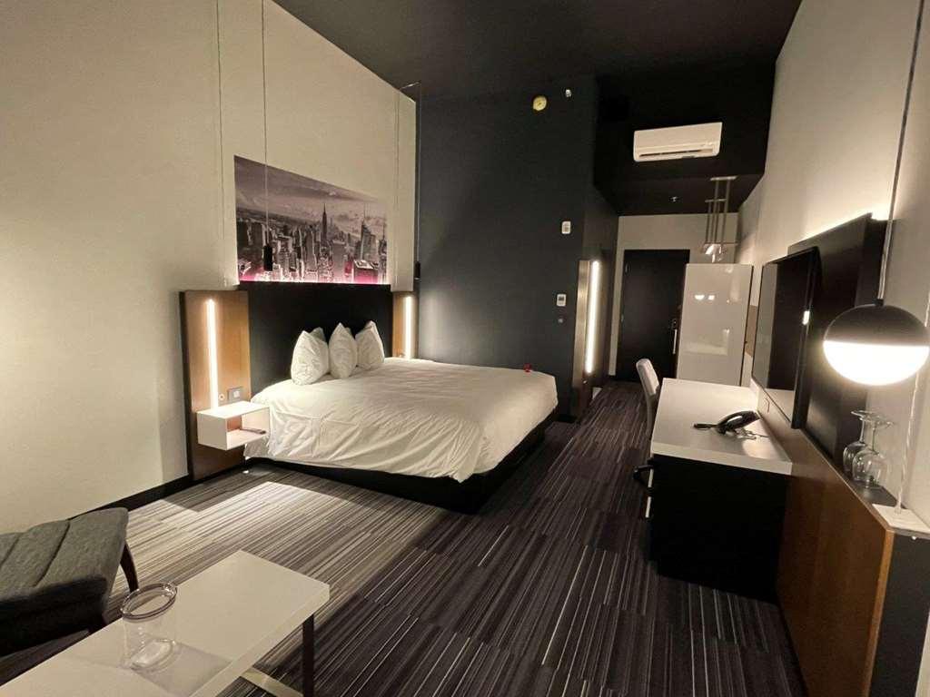 Grand Hotel Times Blainville-Mirabel ห้อง รูปภาพ