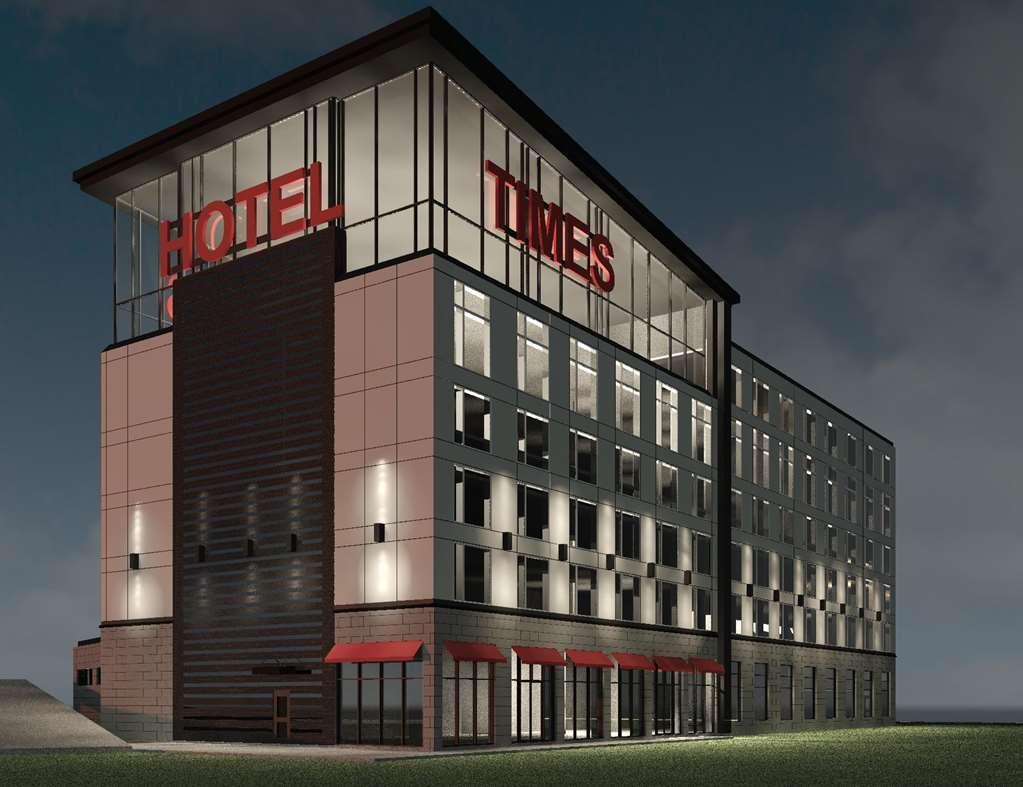 Grand Hotel Times Blainville-Mirabel ภายนอก รูปภาพ
